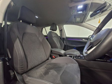 2024 Volkswagen Golf - photo 12
