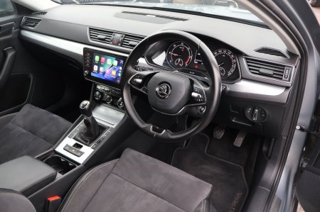 2021 Skoda Superb - photo 10