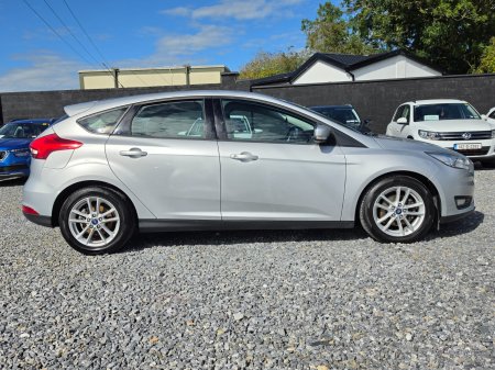 2016 Ford Focus - photo 11