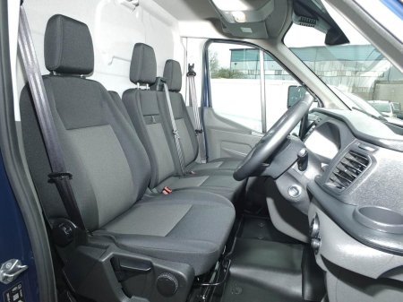 2025 Ford Transit - photo 19