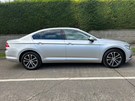 2017 Volkswagen Passat - photo 4