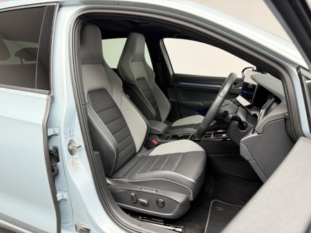 2025 Volkswagen Golf - photo 11