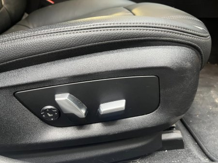 2020 BMW 5-Series - photo 16