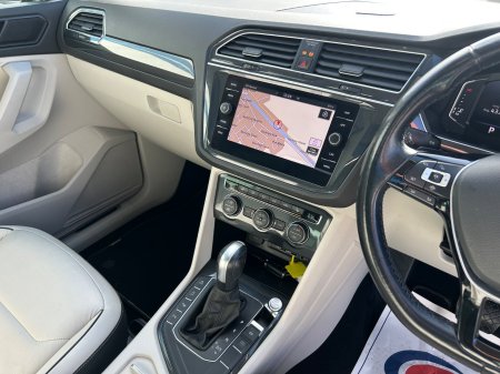 2020 Volkswagen Tiguan - photo 10