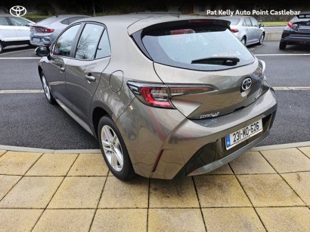 2023 Toyota Corolla - photo 18