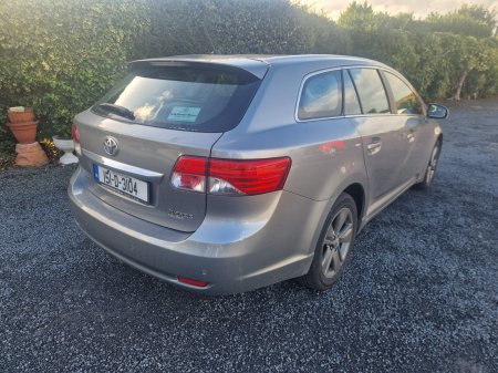 2015 Toyota Avensis - photo 4