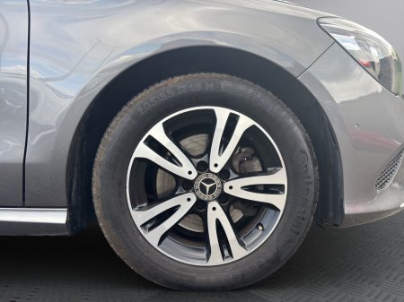 2017 Mercedes-Benz CLA - photo 9