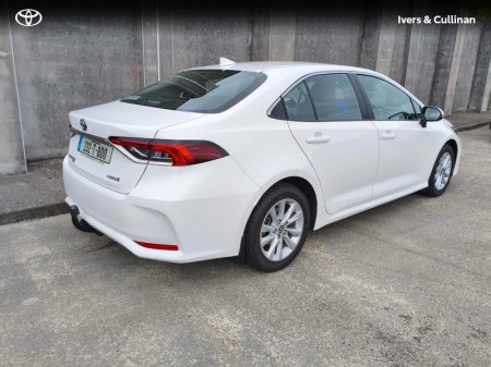 2023 Toyota Corolla - photo 2
