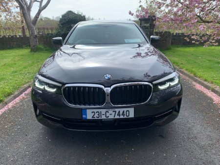 2023 BMW 5-Series - photo 8