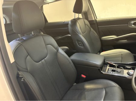2024 Kia Sorento - photo 8