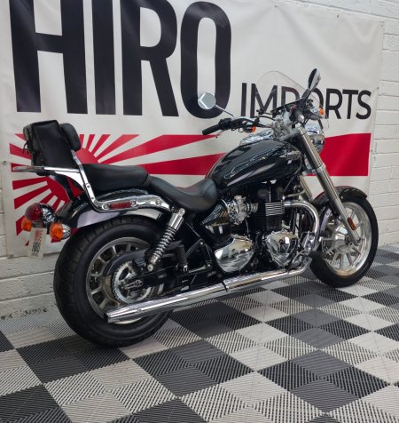 2010 Triumph Bonneville - photo 25