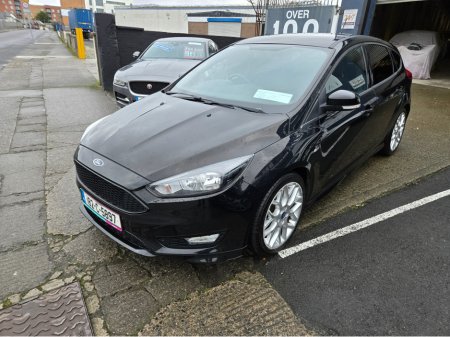 2018 Ford Focus - photo 14