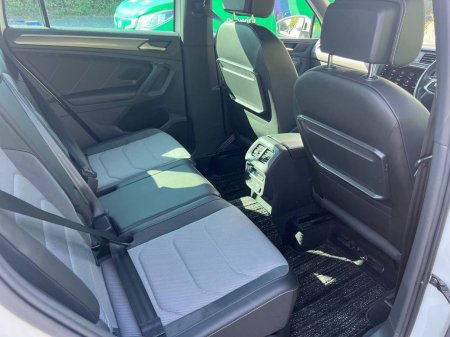 2019 Volkswagen Tiguan - photo 8