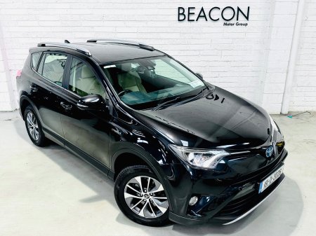 2018 Toyota RAV4 - photo 2
