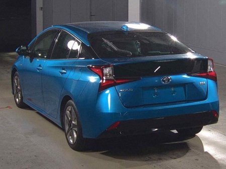 2019 Toyota Prius - photo 2