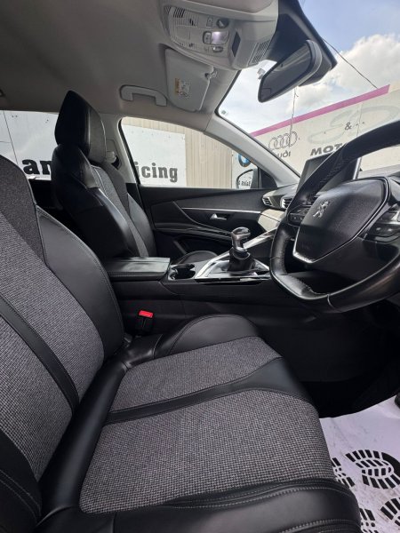 2018 Peugeot 5008 - photo 22