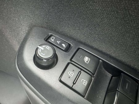 2021 Toyota Yaris - photo 26