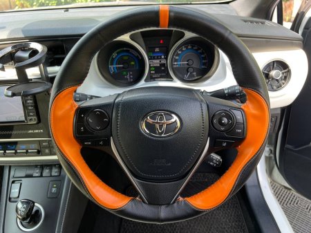 2017 Toyota Auris - photo 4