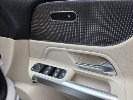 2023 Mercedes-Benz GLB - photo 12