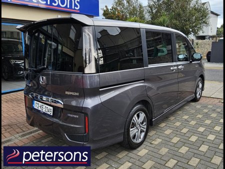 2017 Honda Stepwagon - photo 10