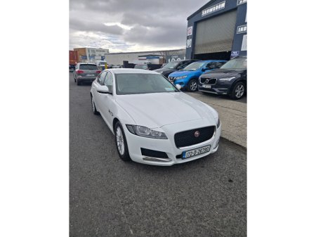 2017 Jaguar XF - photo 5