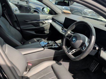 2024 BMW i5 - photo 11