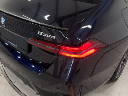 2026 BMW 5-Series - photo 19