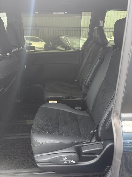 2021 Toyota Voxy - photo 23