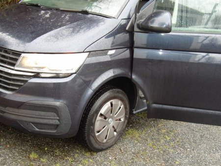 2020 Volkswagen Transporter - photo 6