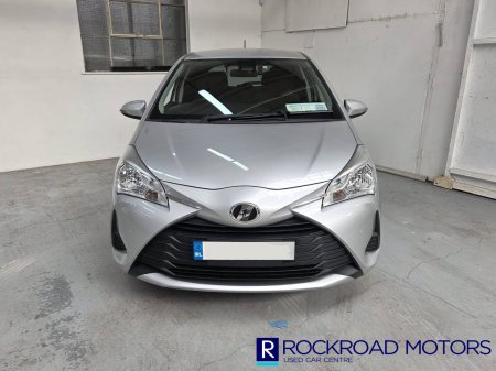 2018 Toyota Vitz - photo 6
