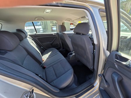 2004 Volkswagen Golf - photo 10