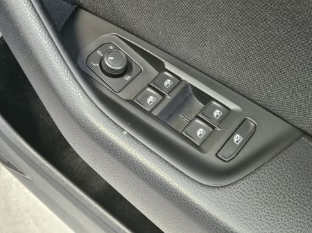 2022 Volkswagen Passat - photo 9