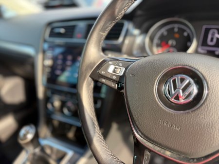2019 Volkswagen Golf - photo 23