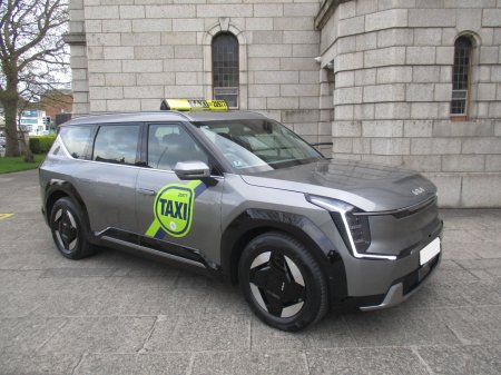 2026 Kia EV9 Earth RWD