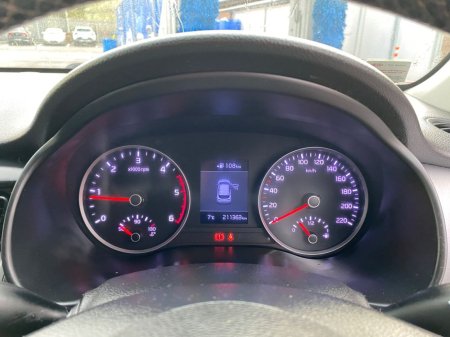 2018 Kia Stonic - photo 16