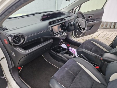 2015 Toyota Aqua - photo 20