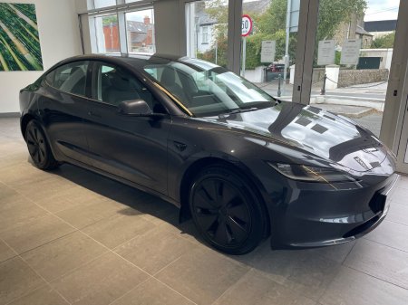 2026 Tesla Model 3 - photo 2