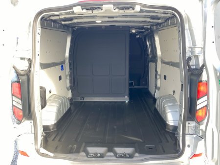2026 Ford Transit Custom - photo 23