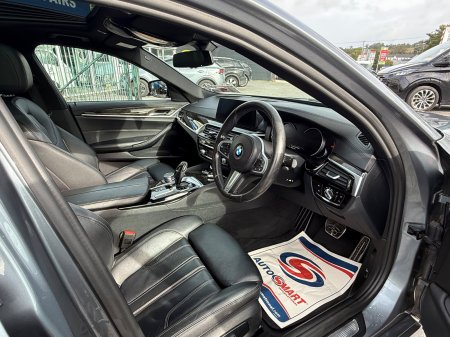 2017 BMW 5-Series - photo 10