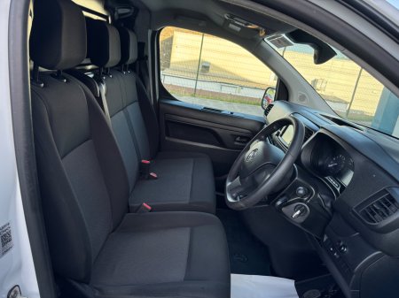 2023 Opel Vivaro - photo 9
