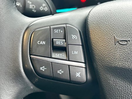 2018 Ford Focus - photo 16