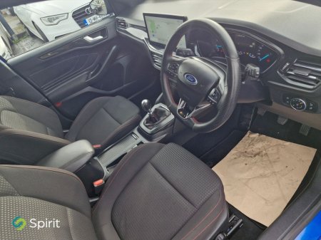 2023 Ford Focus - photo 3