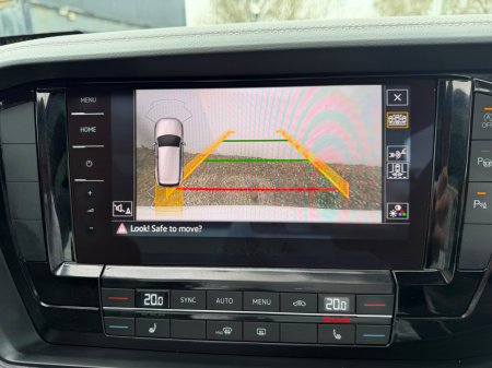 2021 Volkswagen Touareg - photo 14