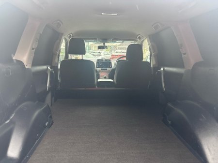 2021 Toyota Land Cruiser - photo 10