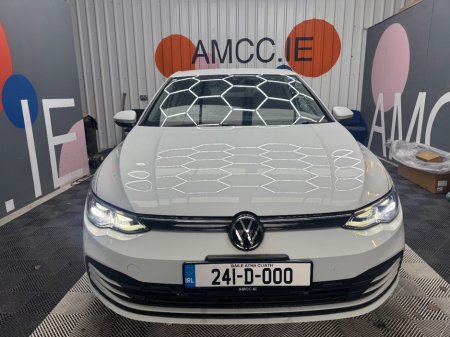 2024 Volkswagen Golf - photo 2