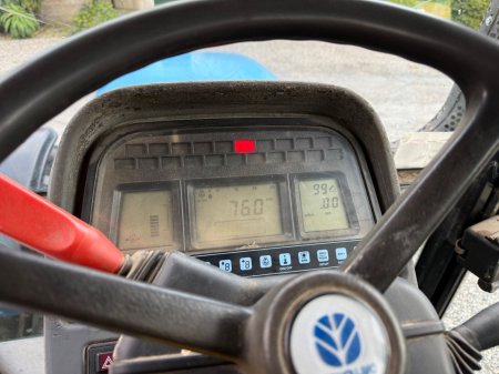 1999 New Holland 8160 - photo 16