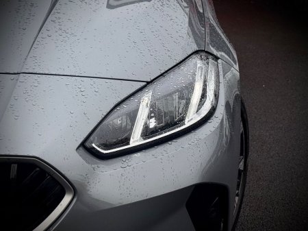 2025 BMW 1-Series - photo 10