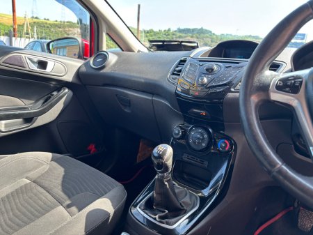 2014 Ford Fiesta - photo 7