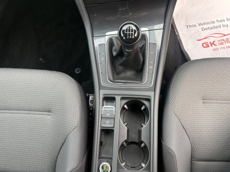 2019 Volkswagen Golf - photo 28