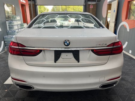 2017 BMW 7-Series - photo 4